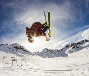 开云体育官方网站-唯一性之夜，詹姆斯式爆发定义纽约，尼克斯加时鏖战擒森林狼