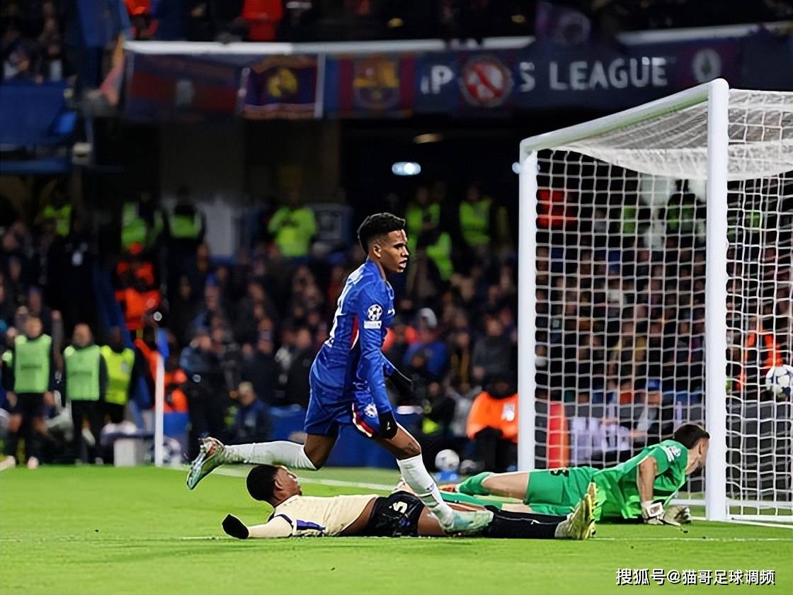 切尔西力克瑞典,苏亚雷斯点燃赛场 切尔西力克瑞典,苏亚雷斯点燃赛场