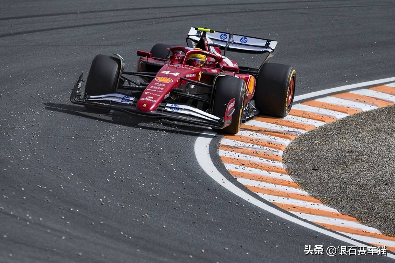 阿斯顿马丁横扫迈凯伦,拉塞尔点燃赛场 阿斯顿马丁横扫迈凯伦,拉塞尔点燃赛场