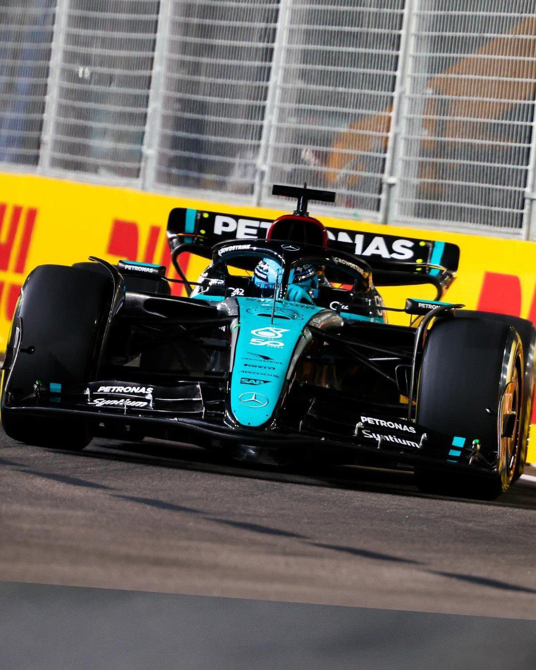 索伯车队碾压迈凯伦，诺里斯状态火热