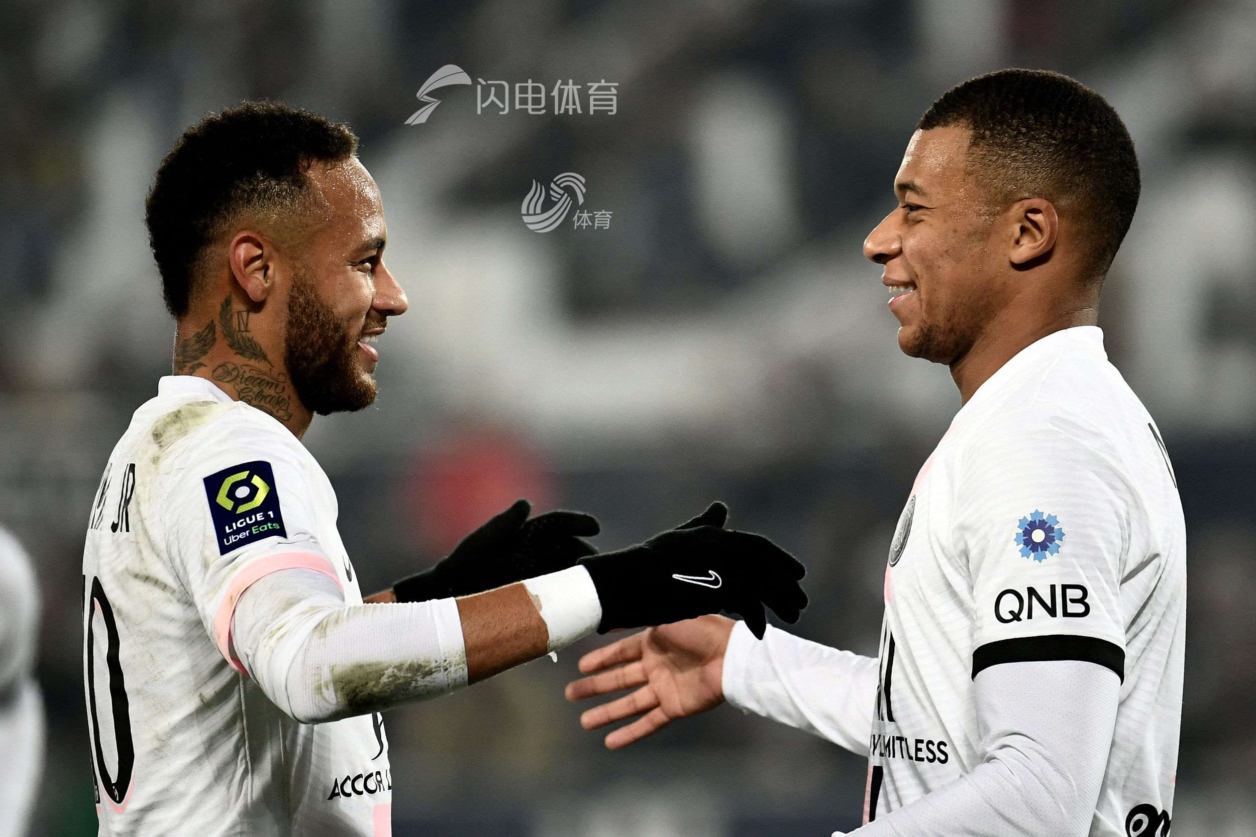 波兰力克巴黎，内马尔带队取胜