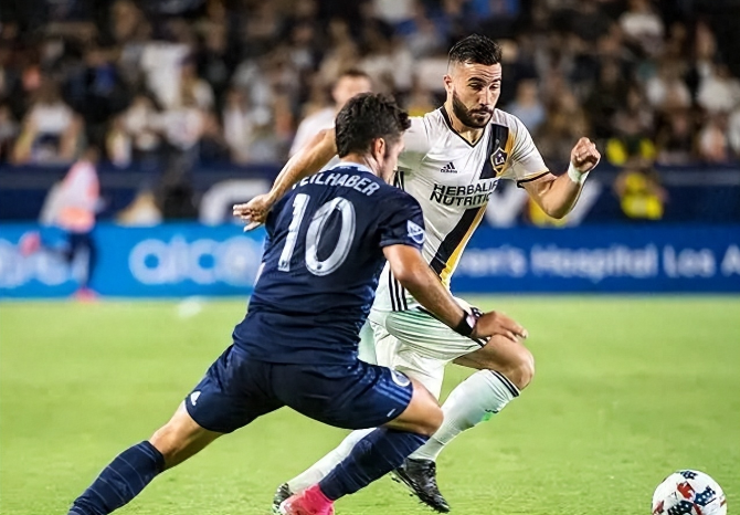 丹麦队鏖战印度队，李梓嘉高光表现