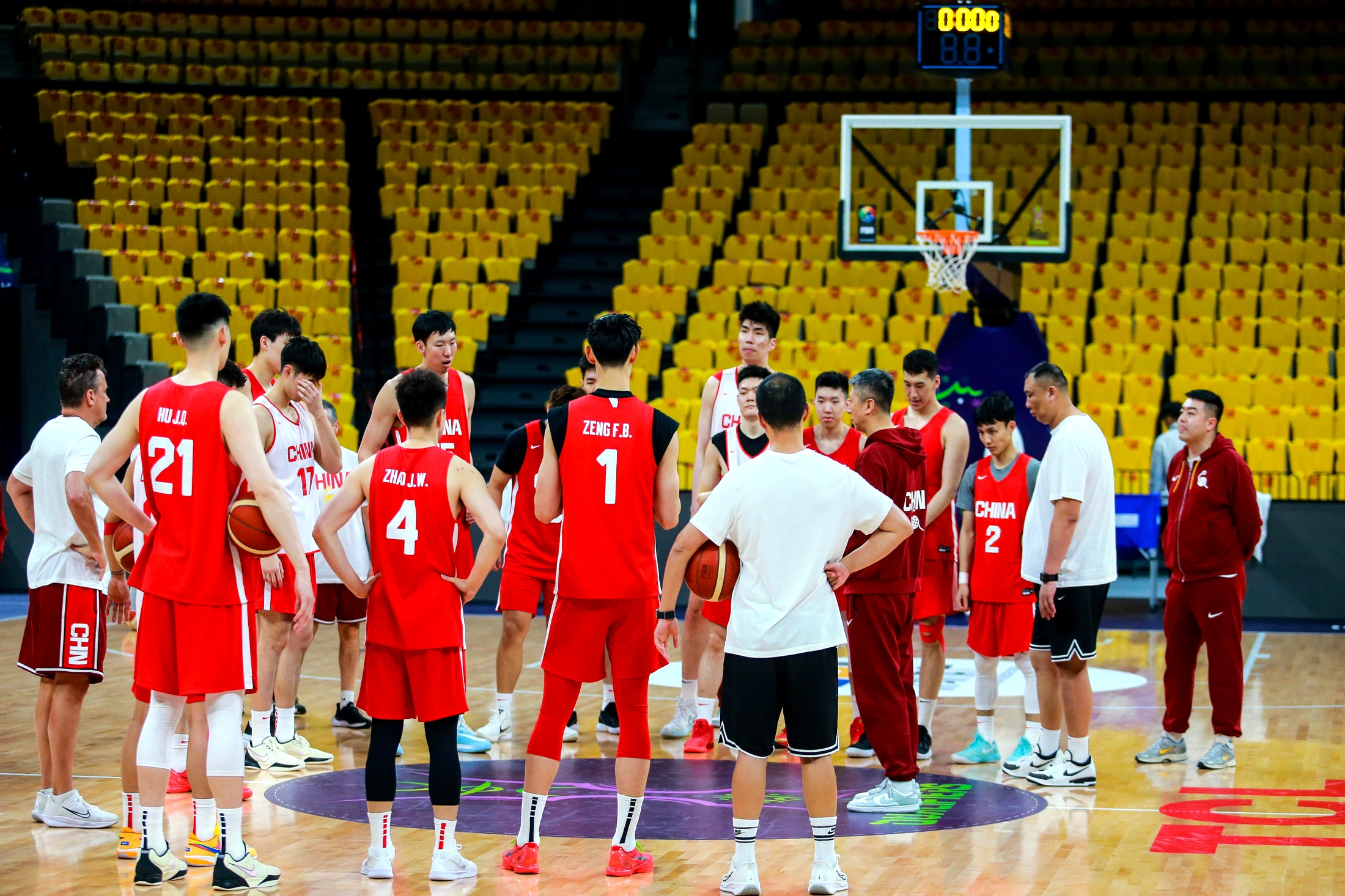 福建队绝杀吉林队,利拉德带队取胜 福建队绝杀吉林队,利拉德带队取胜