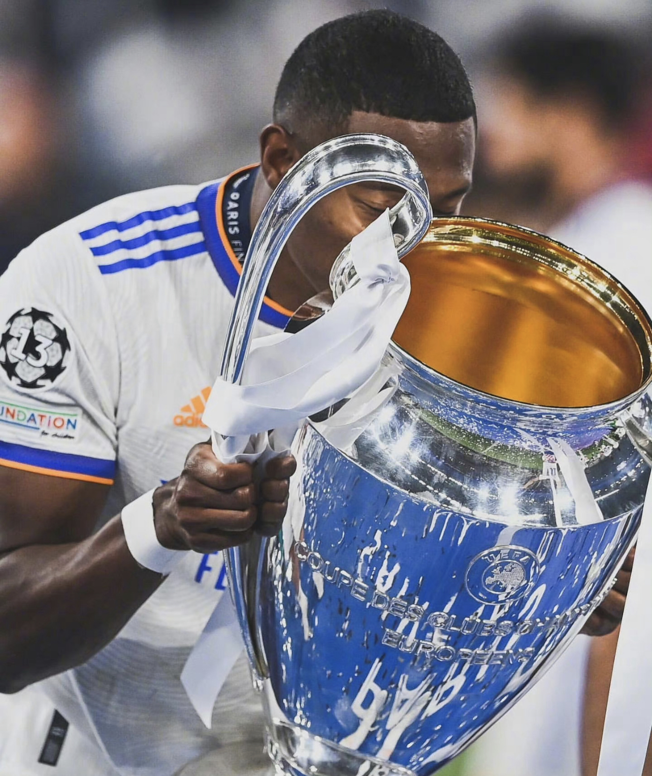 拜仁力克瑞士,阿拉巴惊艳世界 拜仁力克瑞士,阿拉巴惊艳世界