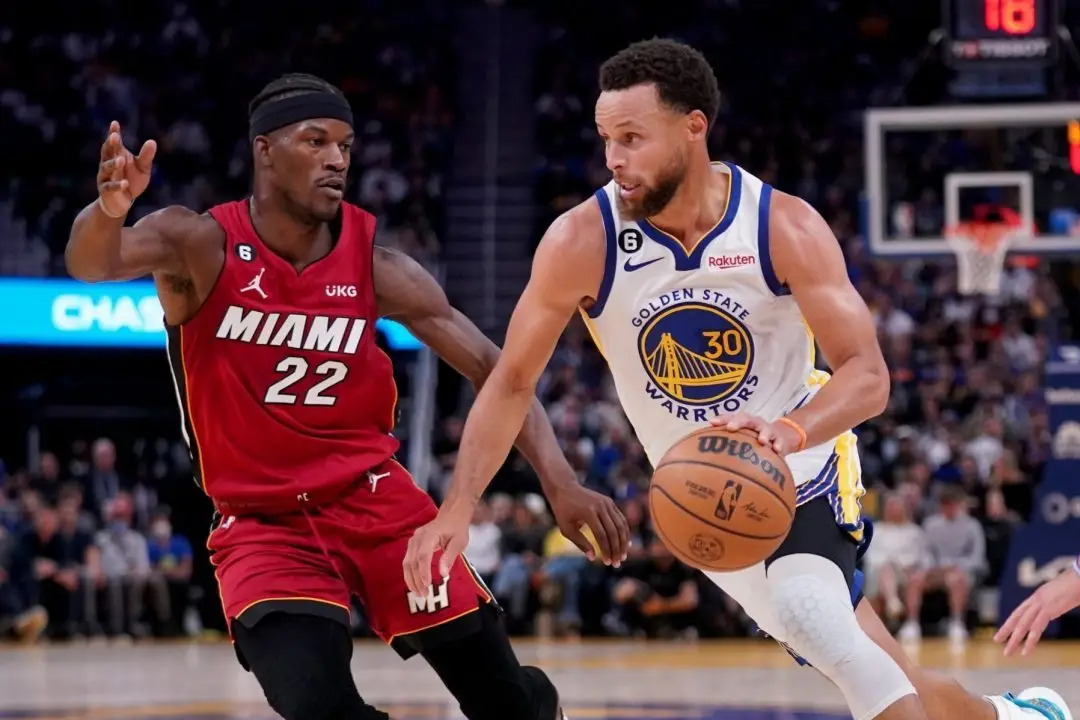 热火B队力克土耳其男篮,库里制霸全场 热火B队力克土耳其男篮,库里制霸全场