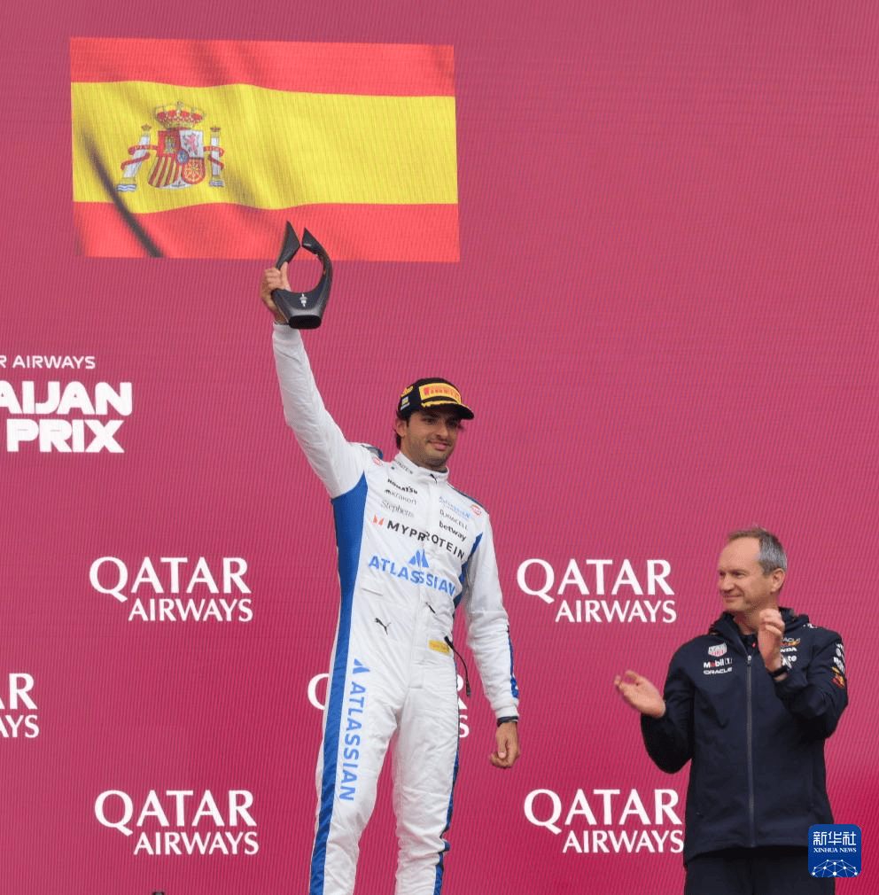 红牛二队轻取哈斯车队，塞恩斯状态火热