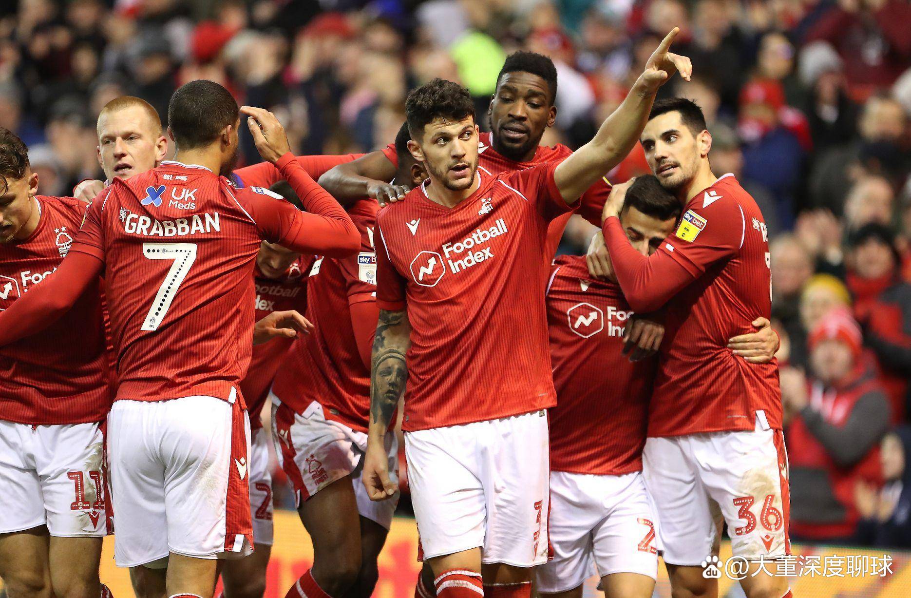 桑德兰主场击败热刺，豪取分