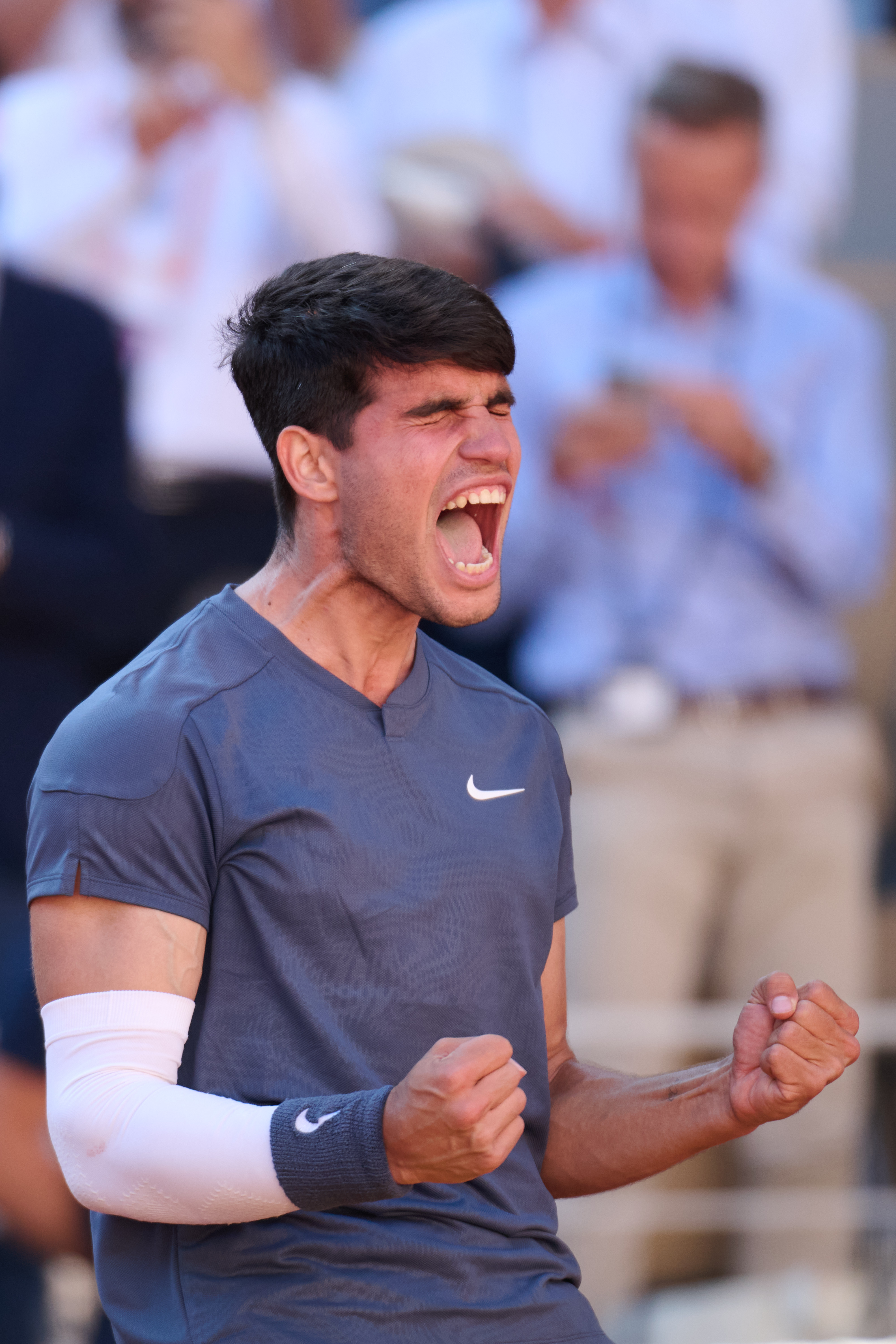 法网绝杀戴维斯杯,阿尔卡拉斯关键制胜 法网绝杀戴维斯杯,阿尔卡拉斯关键制胜