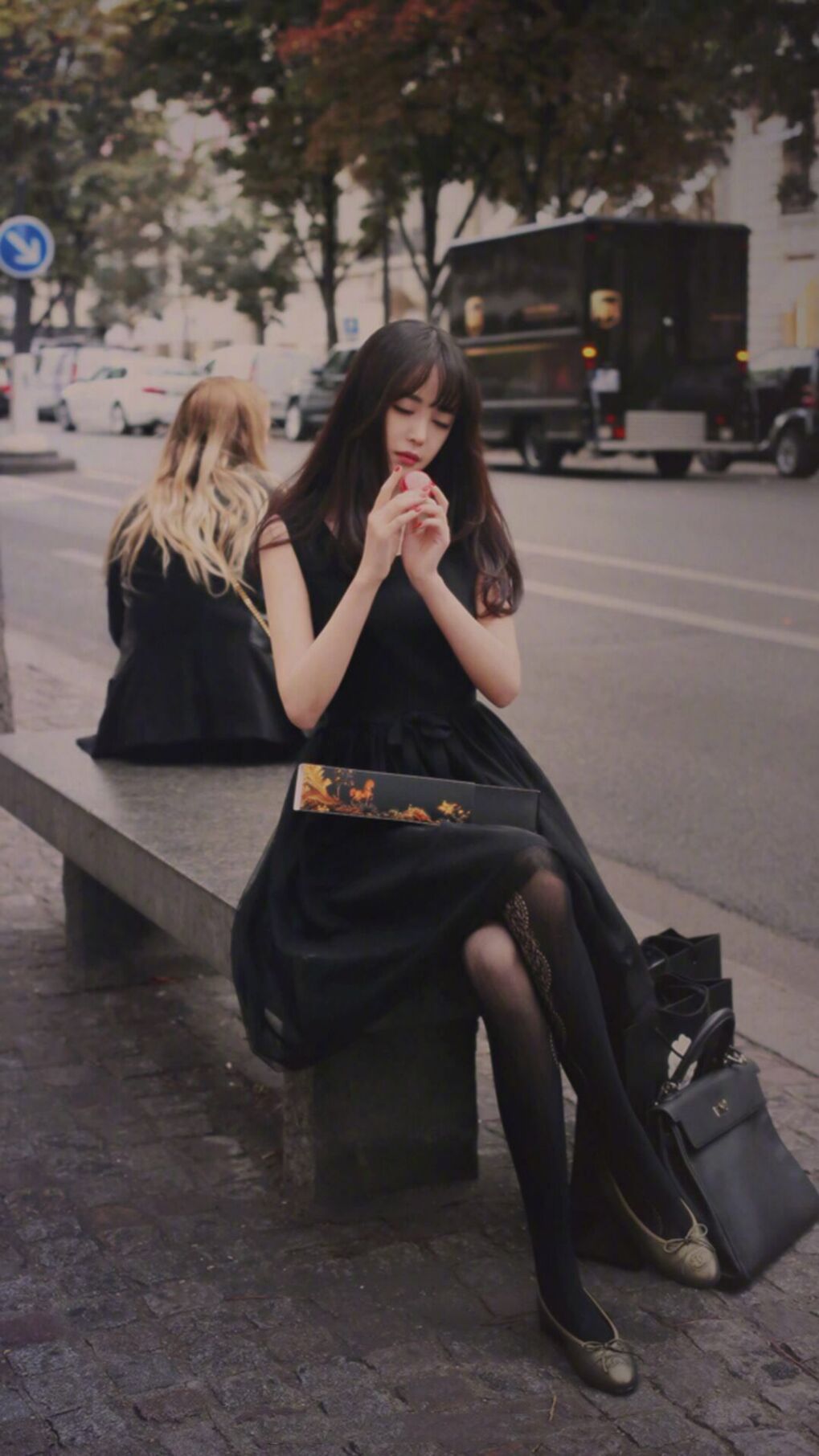 步行者强势拿下76人，浓眉成为全场焦点