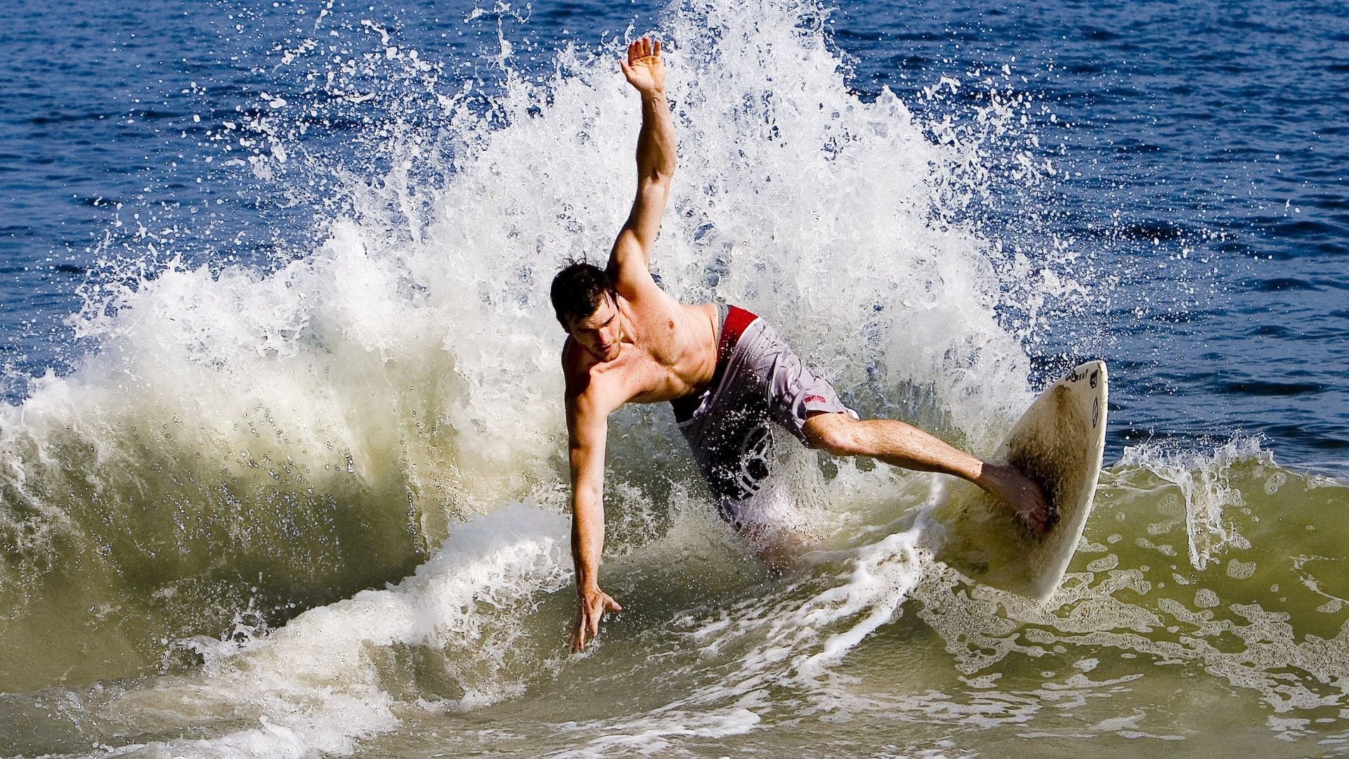 哥斯达黎加对阵安哥拉，李刚仁的无解时刻，如何定义一场比赛的胜负手？